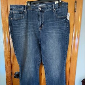 Old Navy curvy profile size 18 Jean